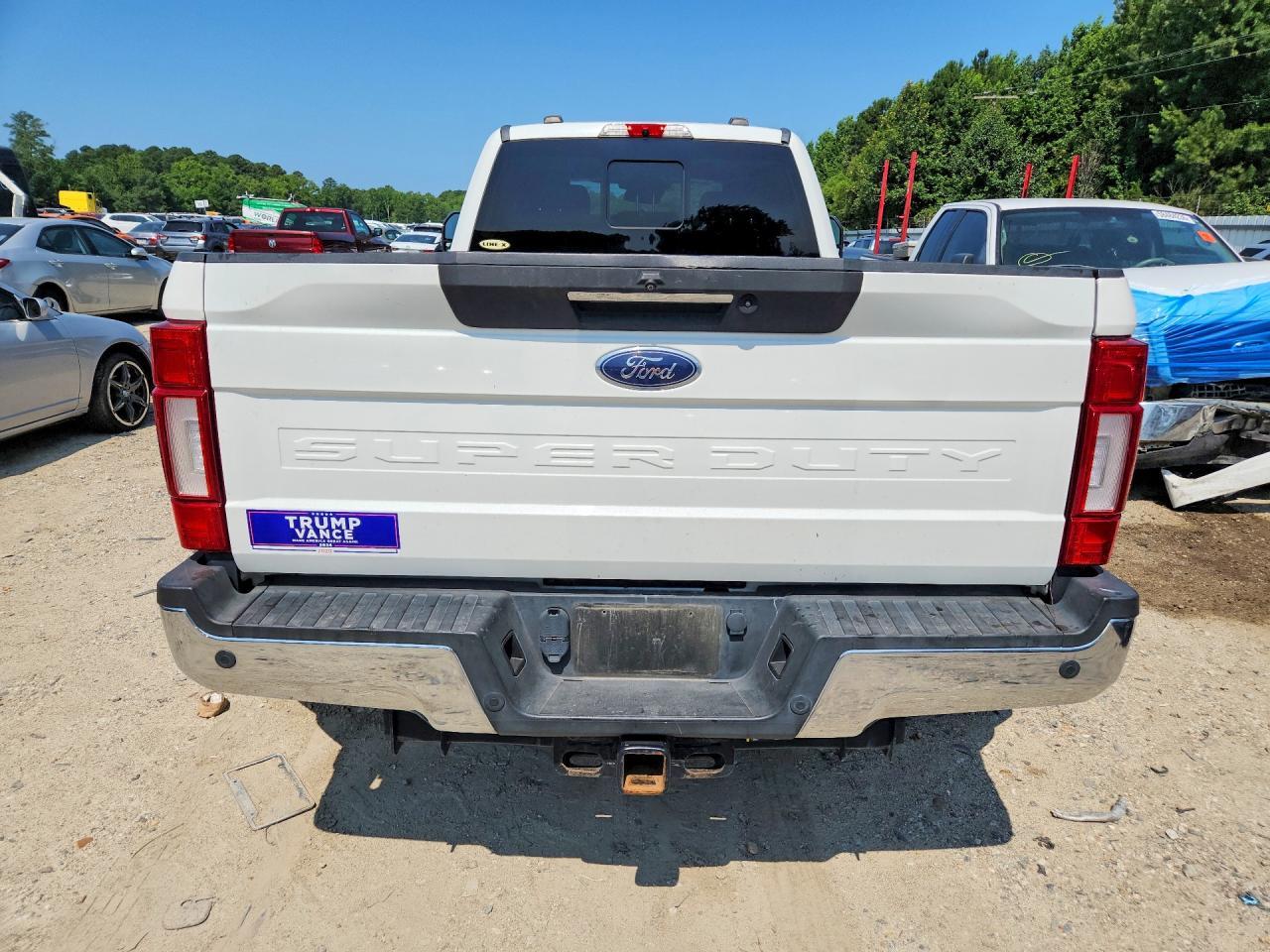 2020 Ford F350 Super Duty - Фото 6