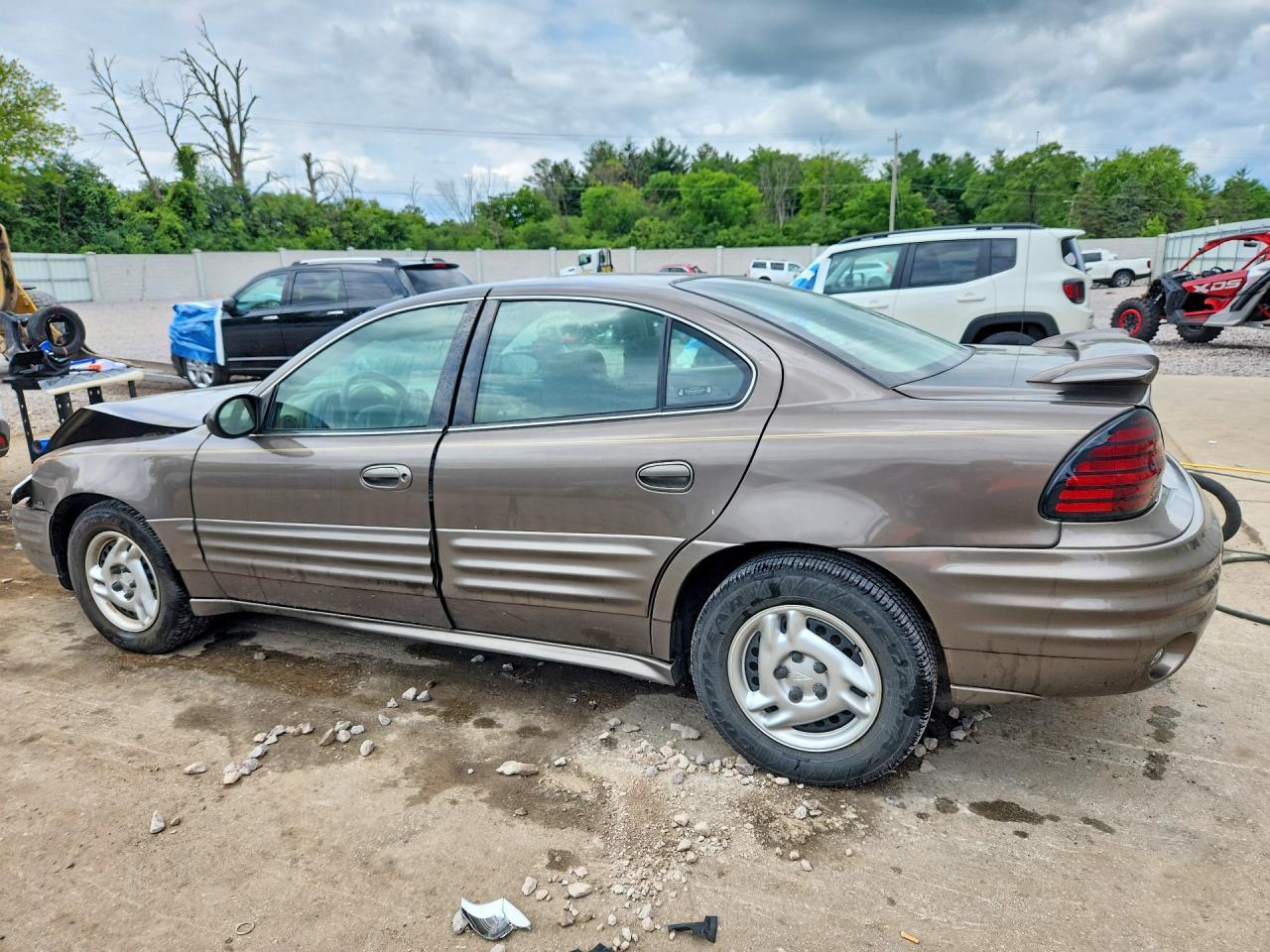 2002 Pontiac Grand Am Se1 - Image 2