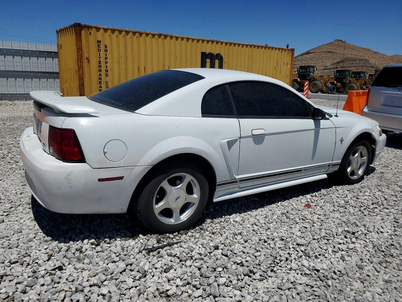 2001 Ford Mustang - Фото 3