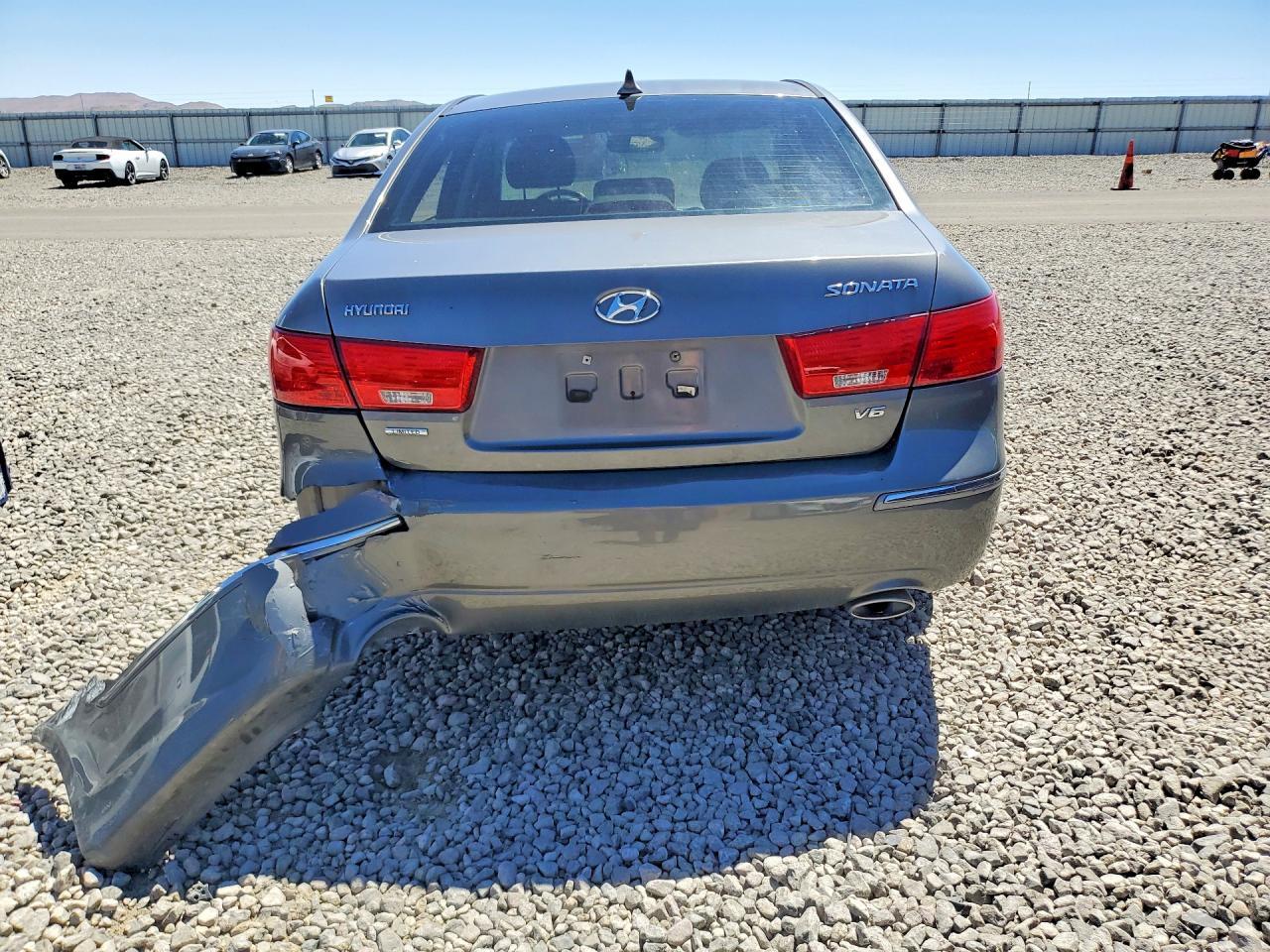 2009 Hyundai Sonata Limited V6 - Image 6