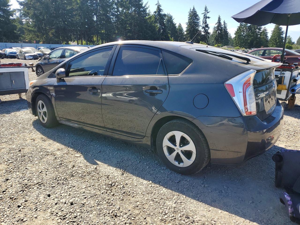 2014 Toyota Prius Four - Фото 2