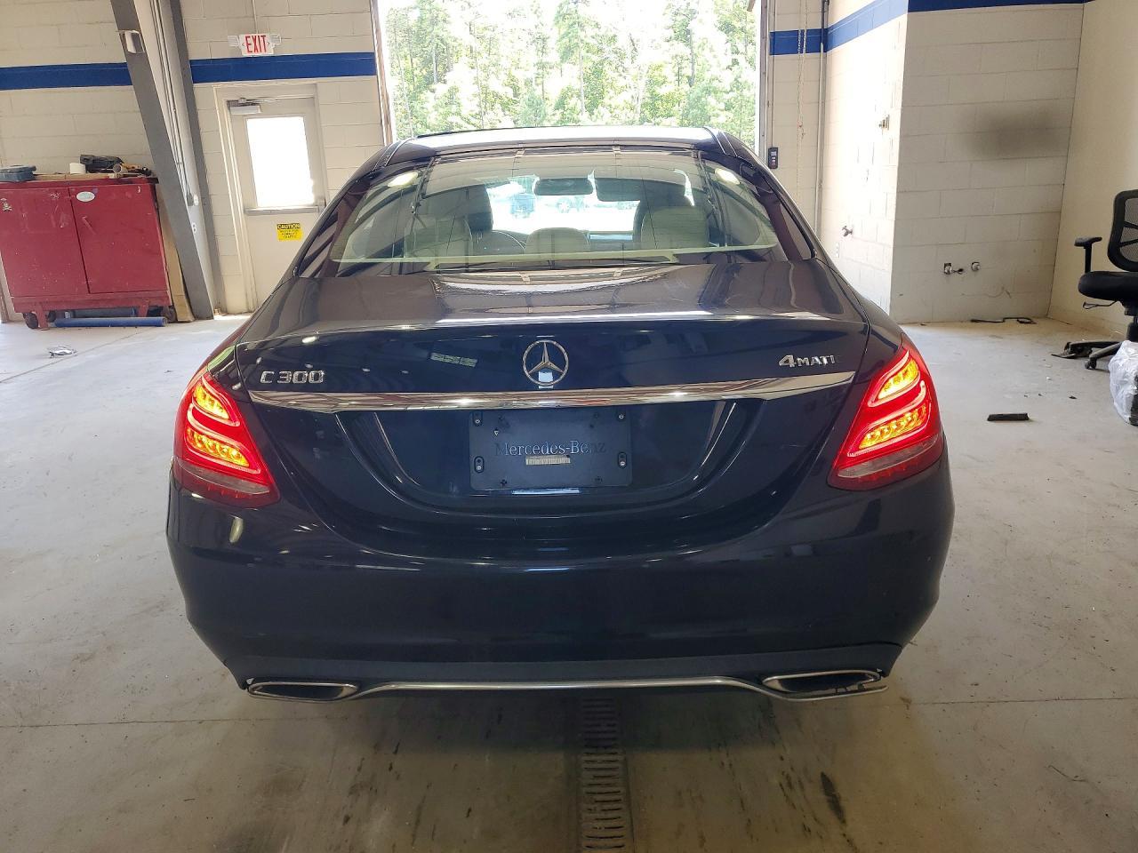 2015 Mercedes-Benz C 300 4Matic - Фото 6