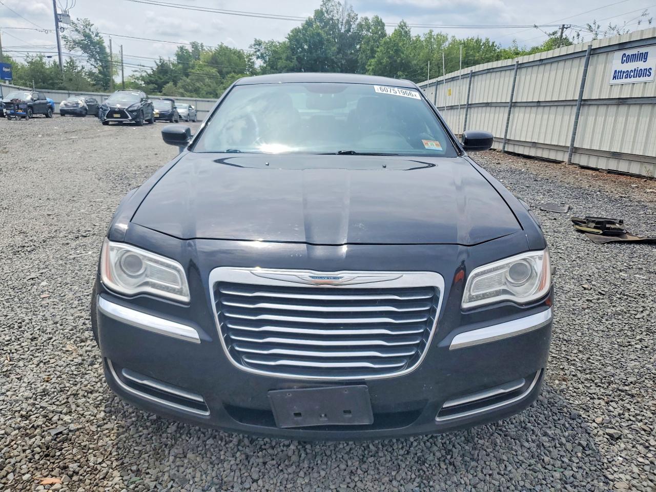 2014 Chrysler 300 - Image 5