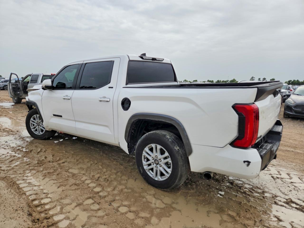 2025 Toyota Tundra Sr5 - Фото 2