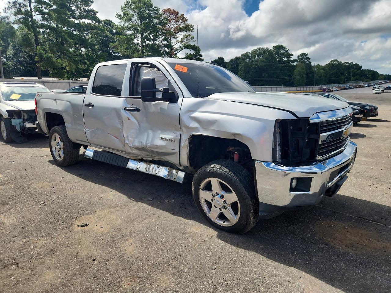 2015 Chevrolet Silverado K2500 Heavy Duty Lt - Image 4