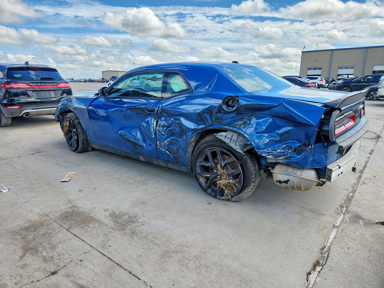 2021 Dodge Challenger Sxt - Image 2