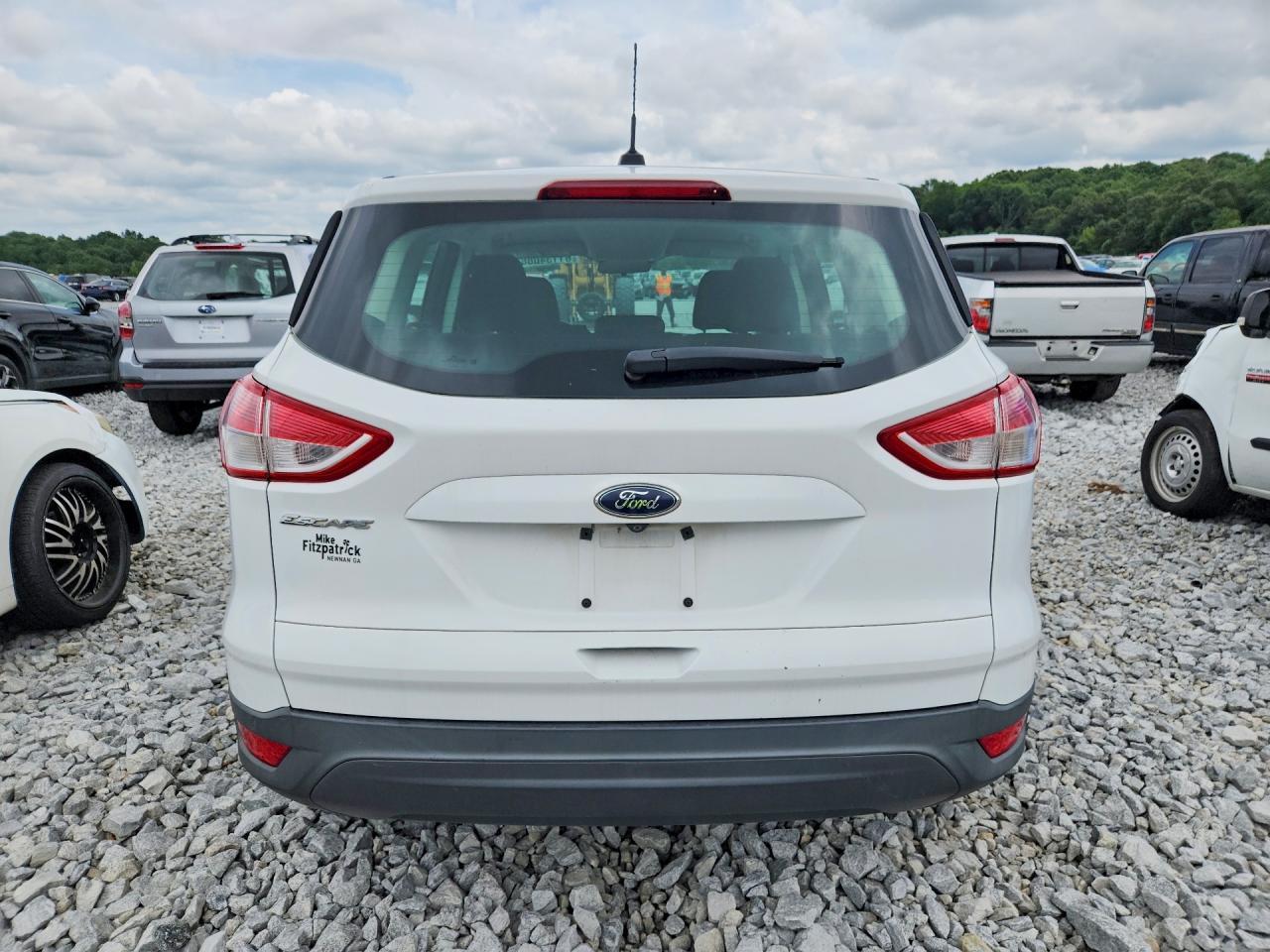 2015 Ford Escape S - Фото 6