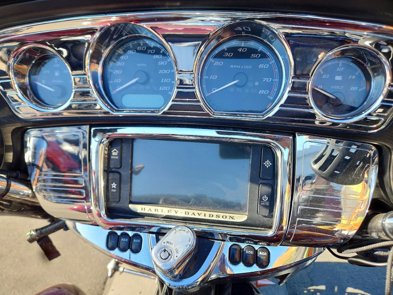 2016 Harley-Davidson Flhtcutg Tri Glide Ultra - Image 7