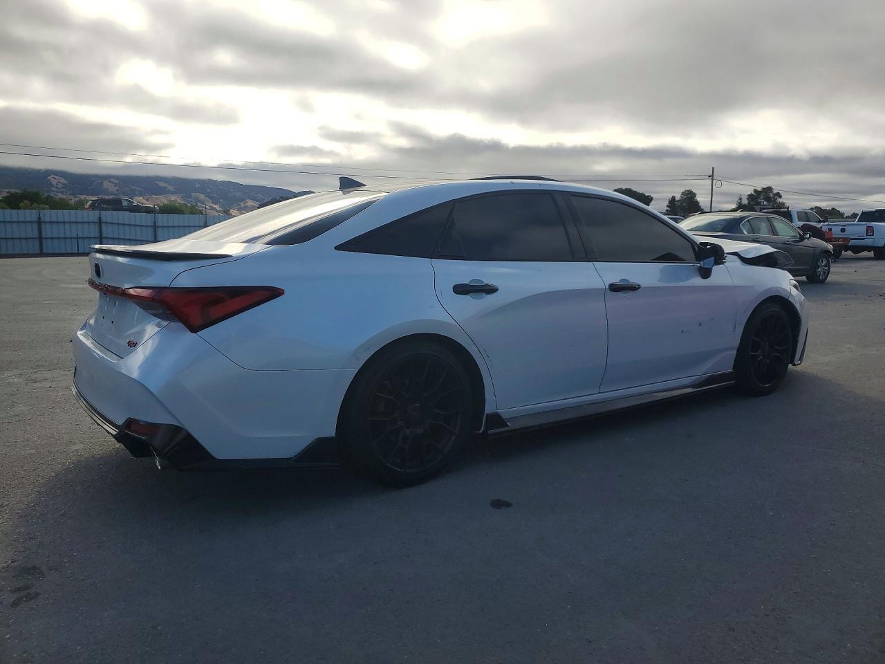 2021 Toyota Avalon Trd - Image 3