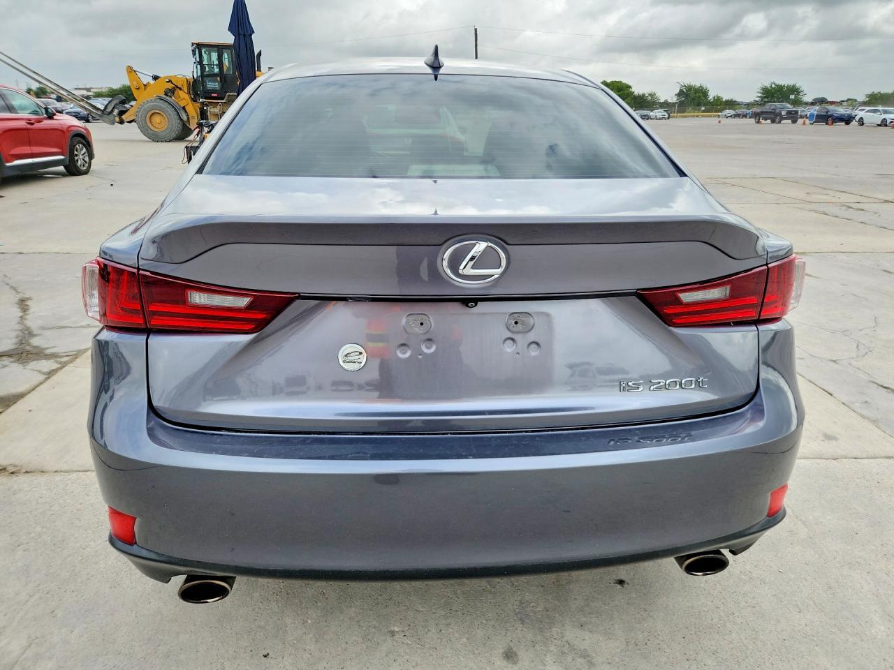 2016 Lexus Is 200T - Image 6