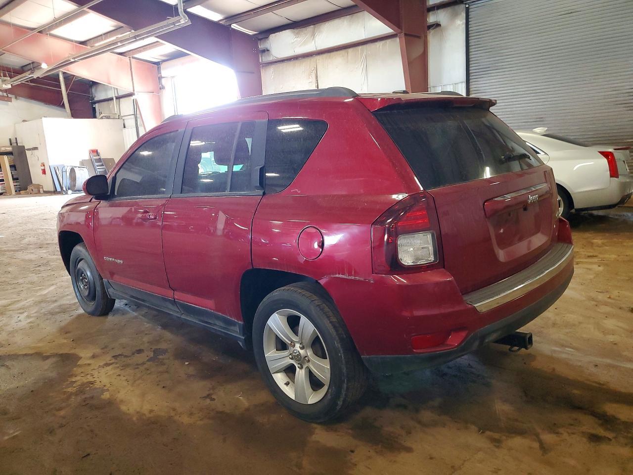 2016 Jeep Compass Latitude - Фото 2