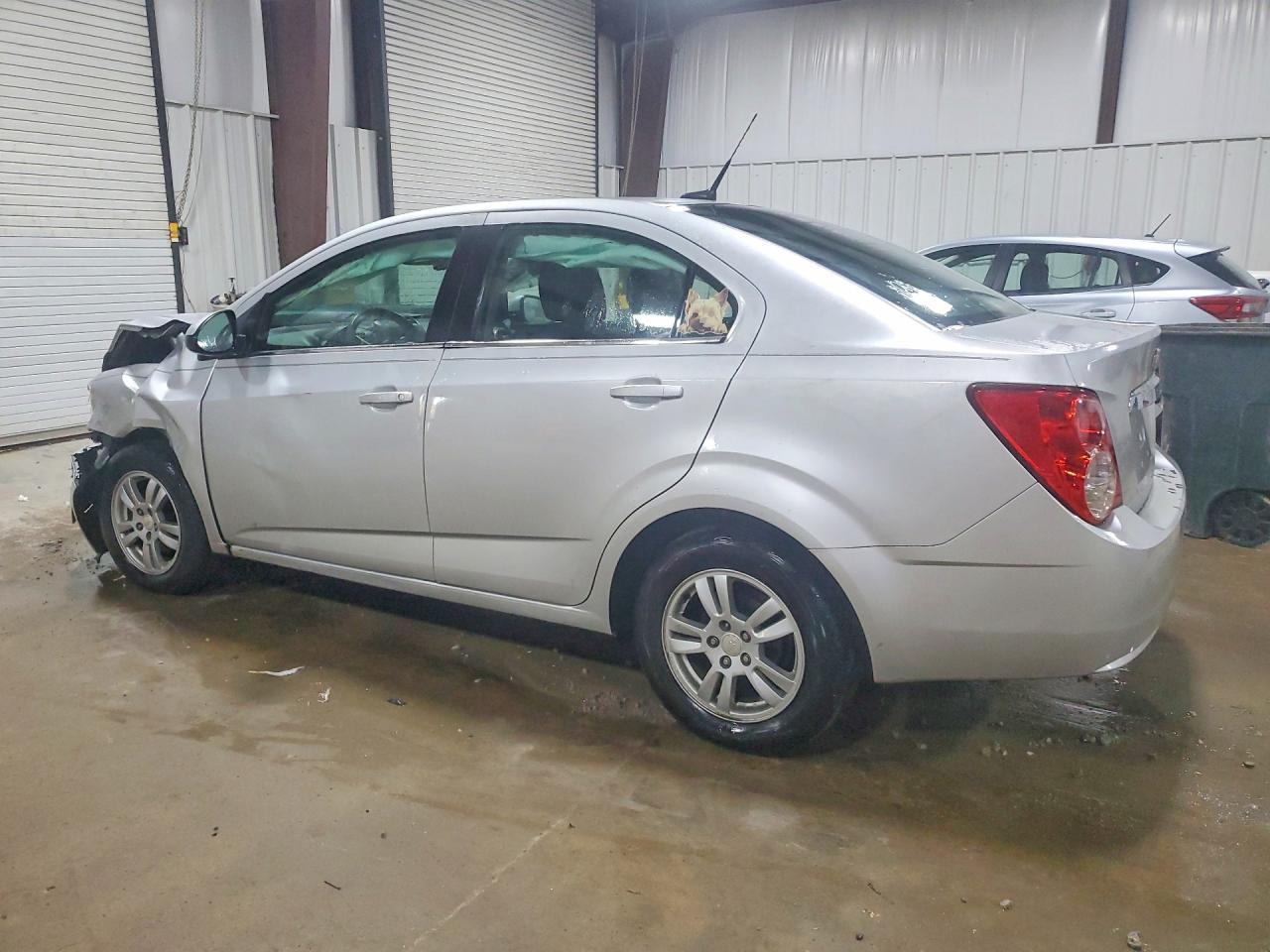 2012 Chevrolet Sonic Lt - Фото 2