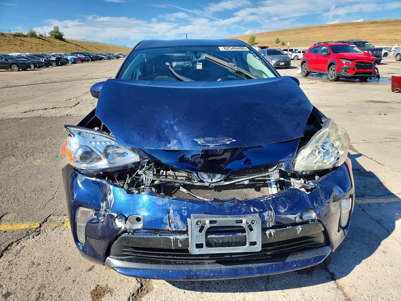 2014 Toyota Prius Two - Фото 5