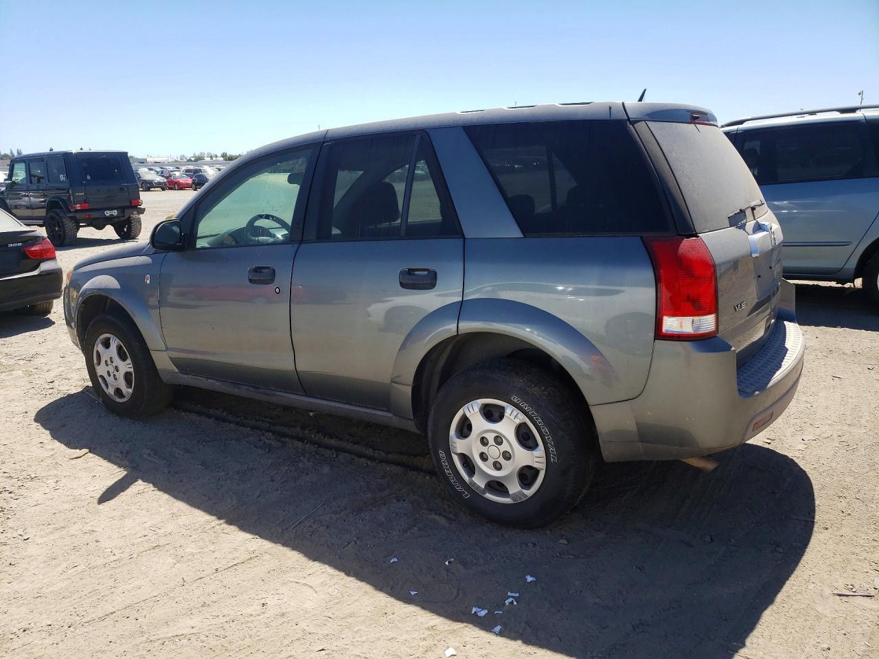 2006 Saturn Vue - Image 2