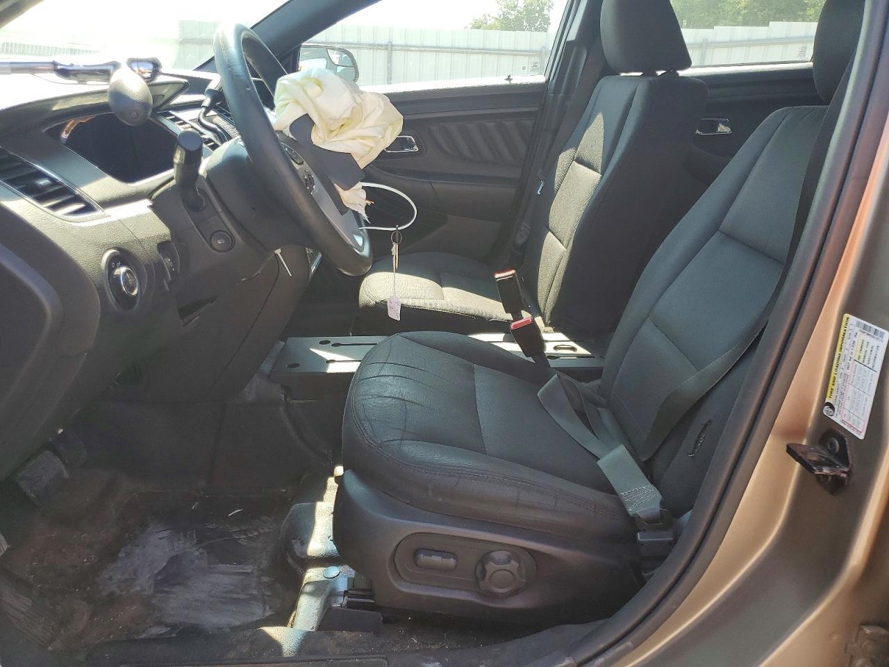 2016 Ford Taurus Police Interceptor - Image 7