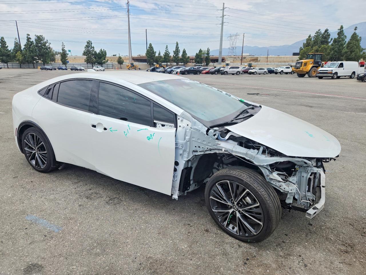 2025 Toyota Prius Xle - Фото 4
