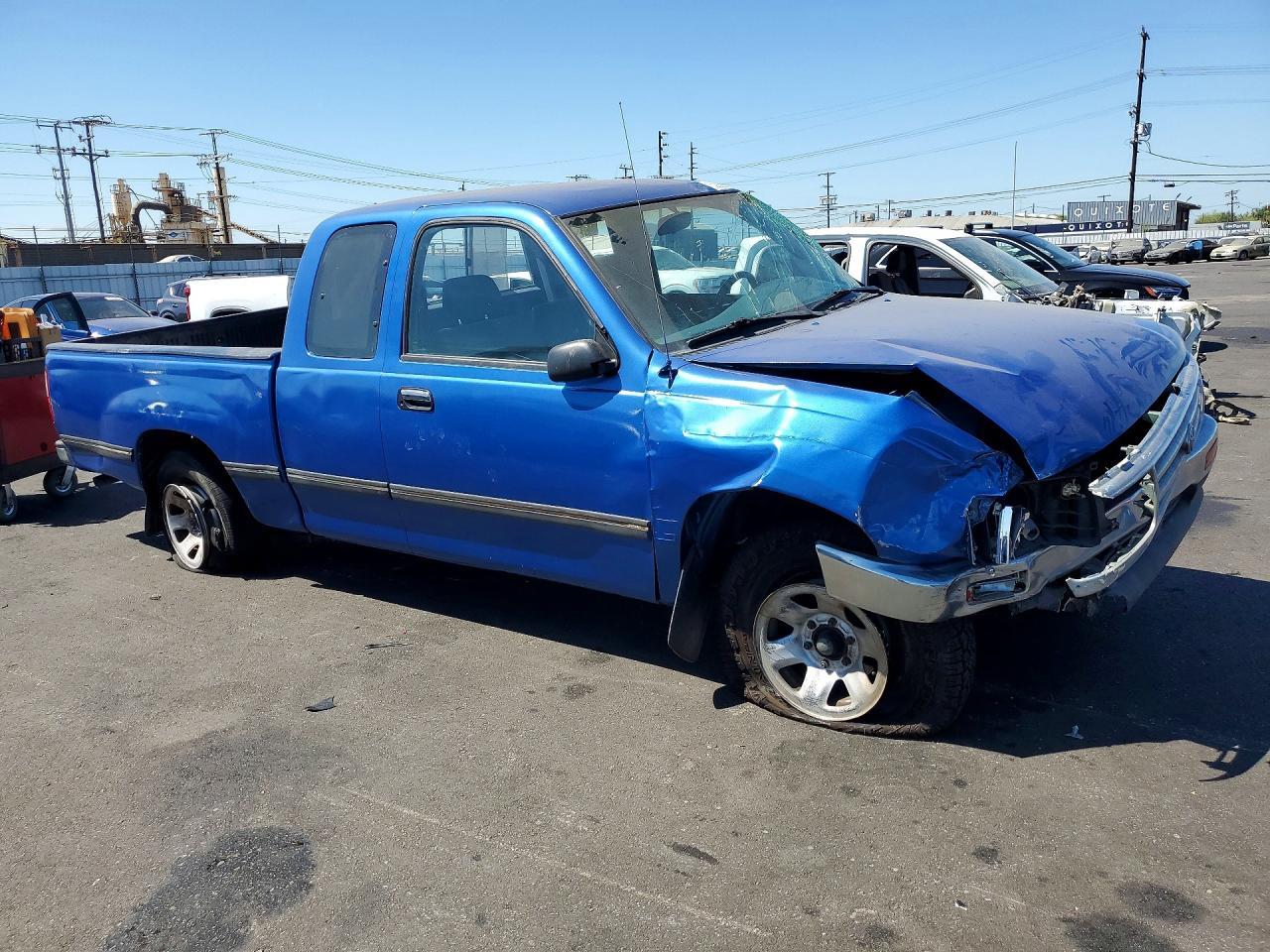 1995 Toyota T100 Dx - Image 4