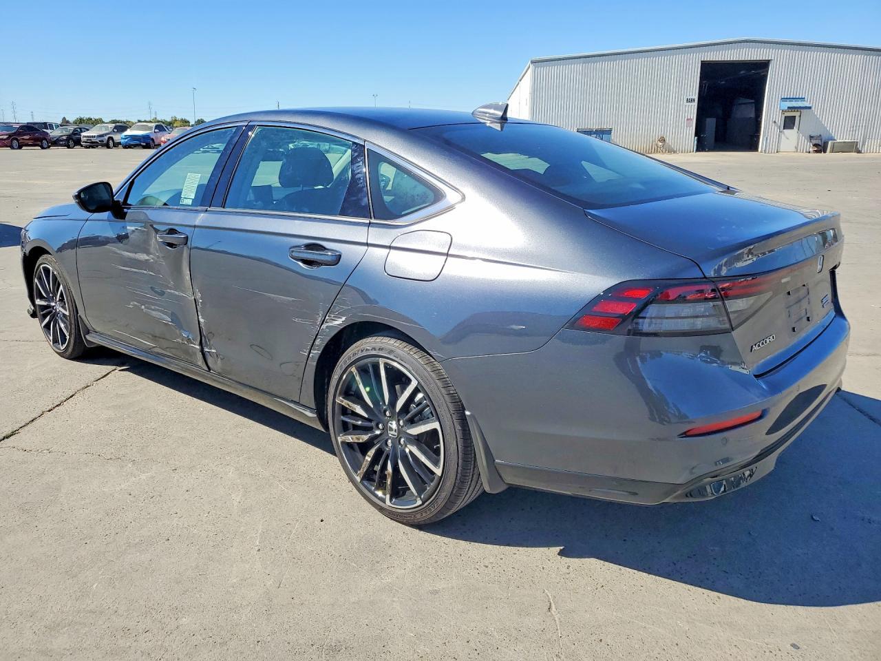 2026 Honda Accord Touring Hybrid - Фото 2