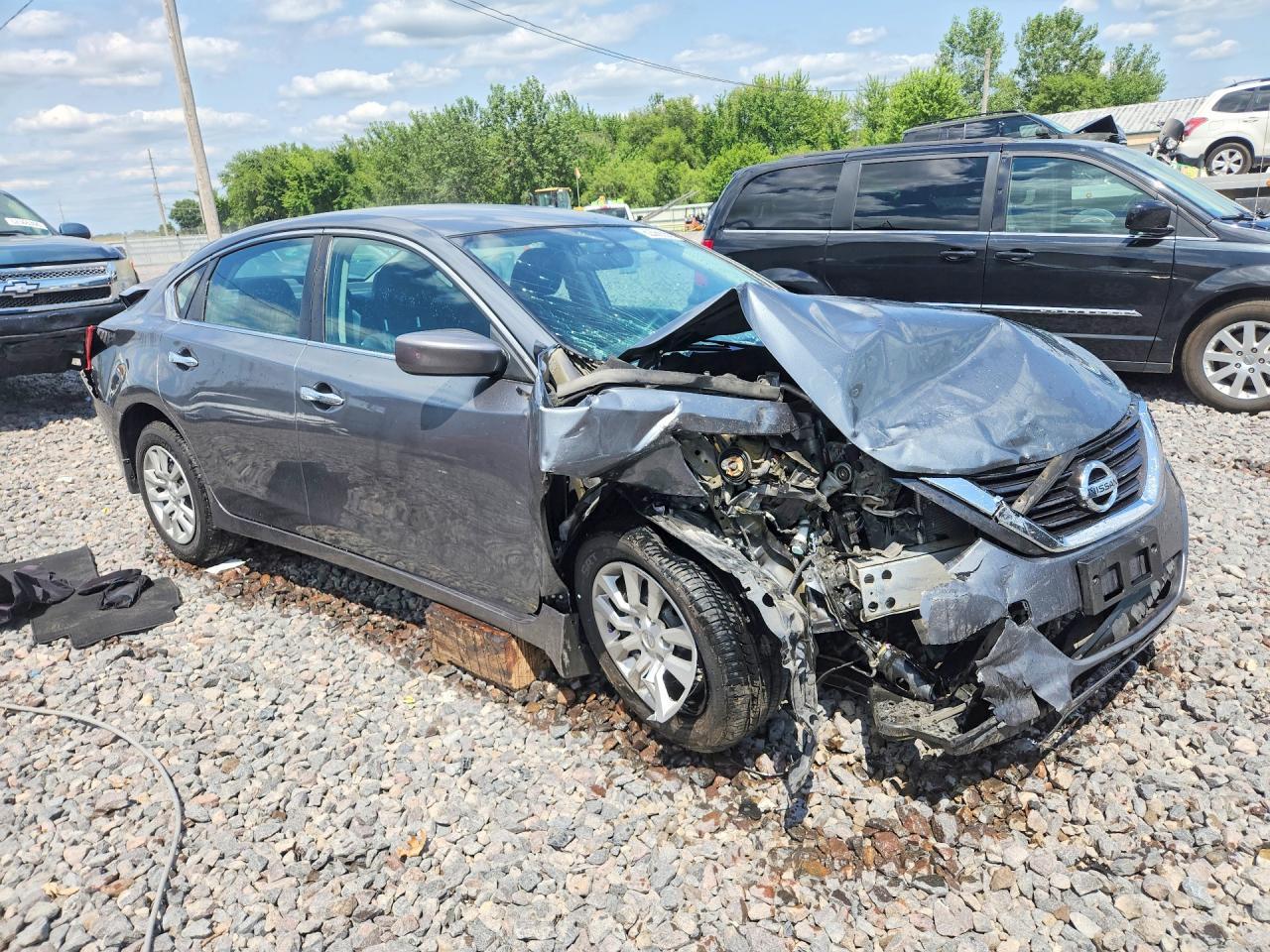 2016 Nissan Altima 2.5 S - Фото 4
