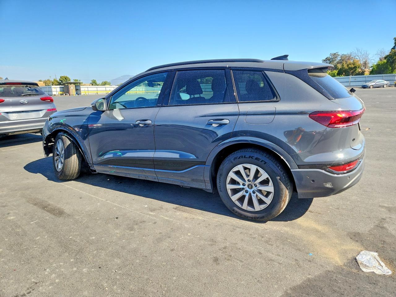 2025 Audi Q6 E-Tron - Фото 2