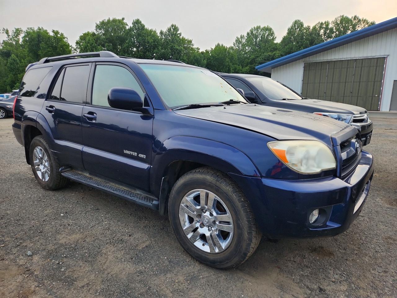 2007 Toyota 4Runner Limited - Image 4