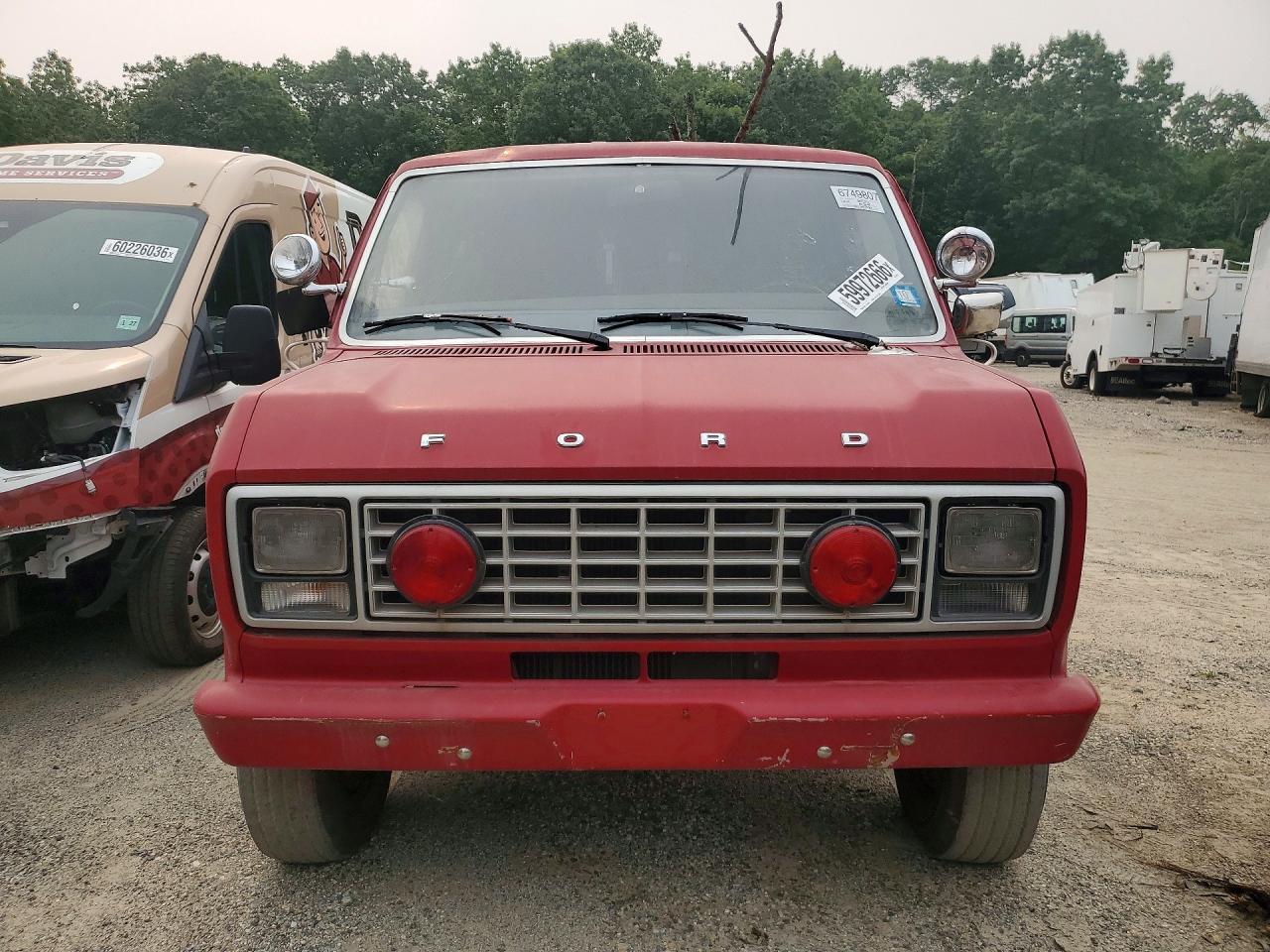 1982 Ford Econoline E350 Cutaway Van - Фото 5
