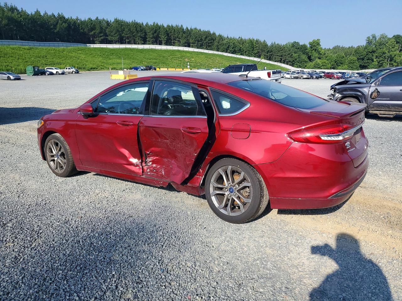 2017 Ford Fusion Se - Фото 2