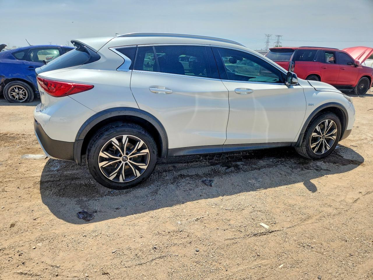 2018 Infiniti Qx30 Premium - Фото 3