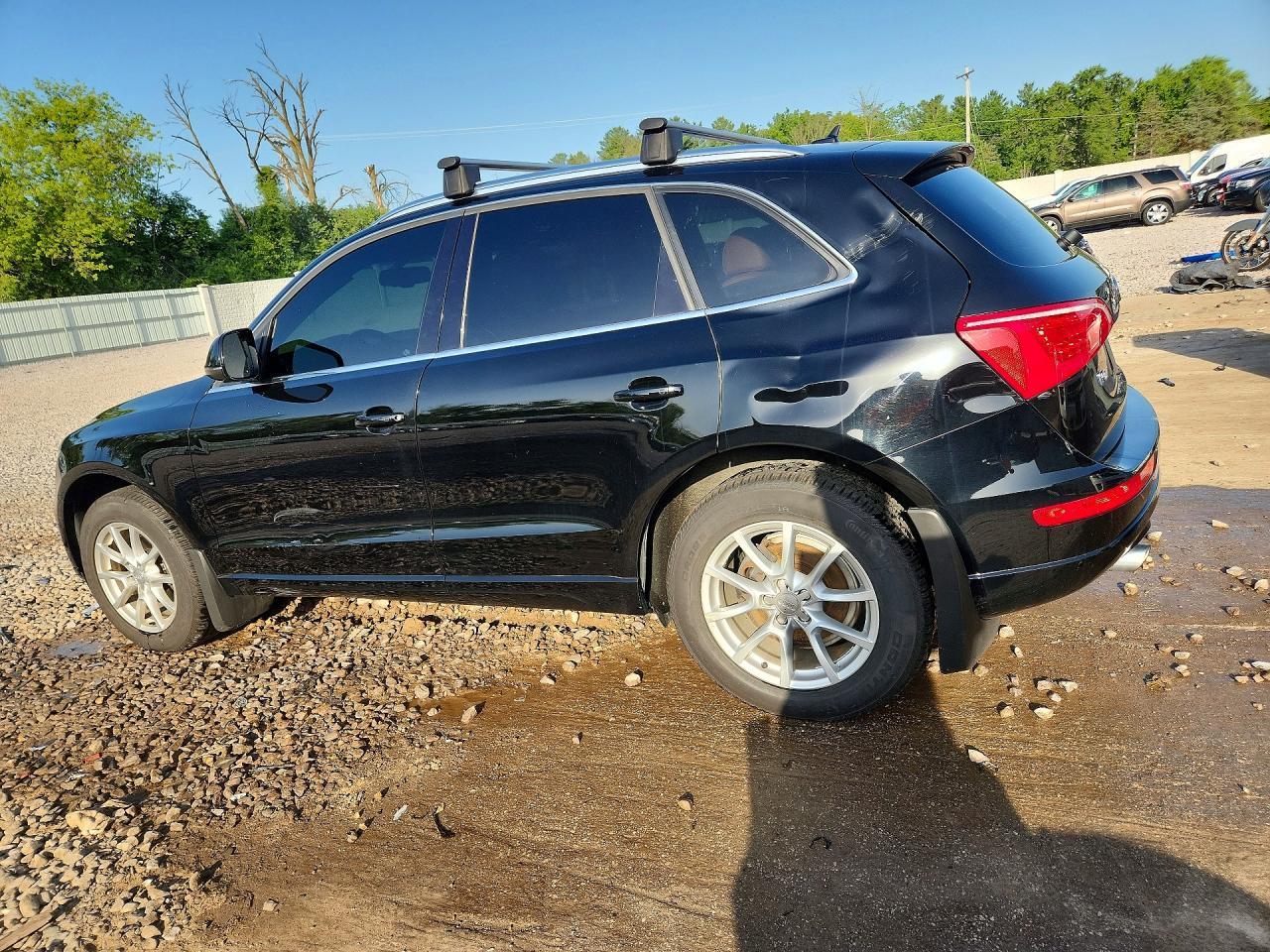 2012 Audi Q5 Premium Plus - Image 2