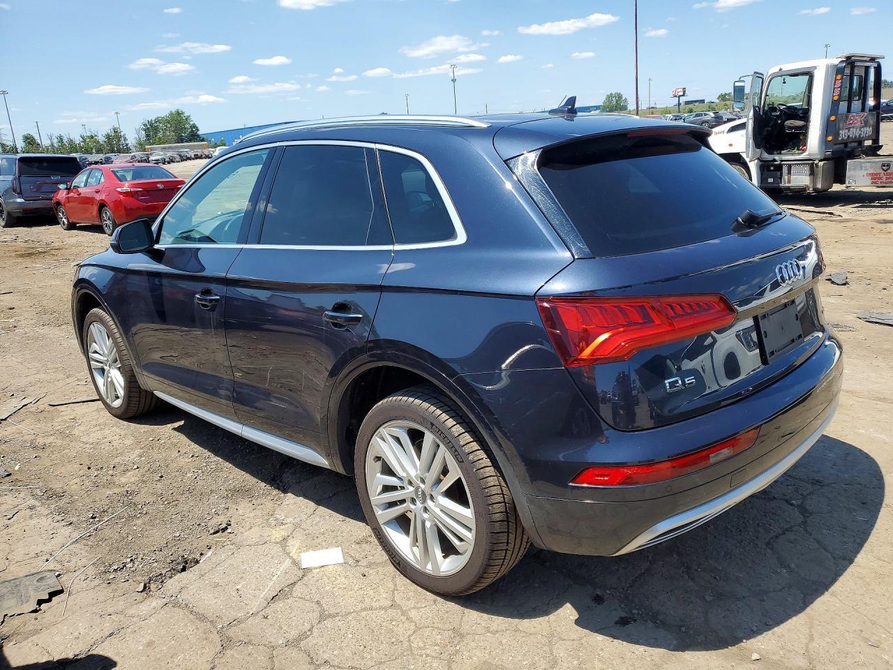 2019 Audi Q5 Premium Plus - Image 2