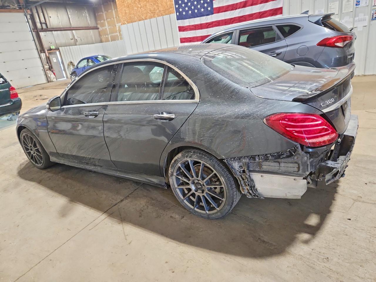 2015 Mercedes-Benz C 300 4Matic - Фото 2
