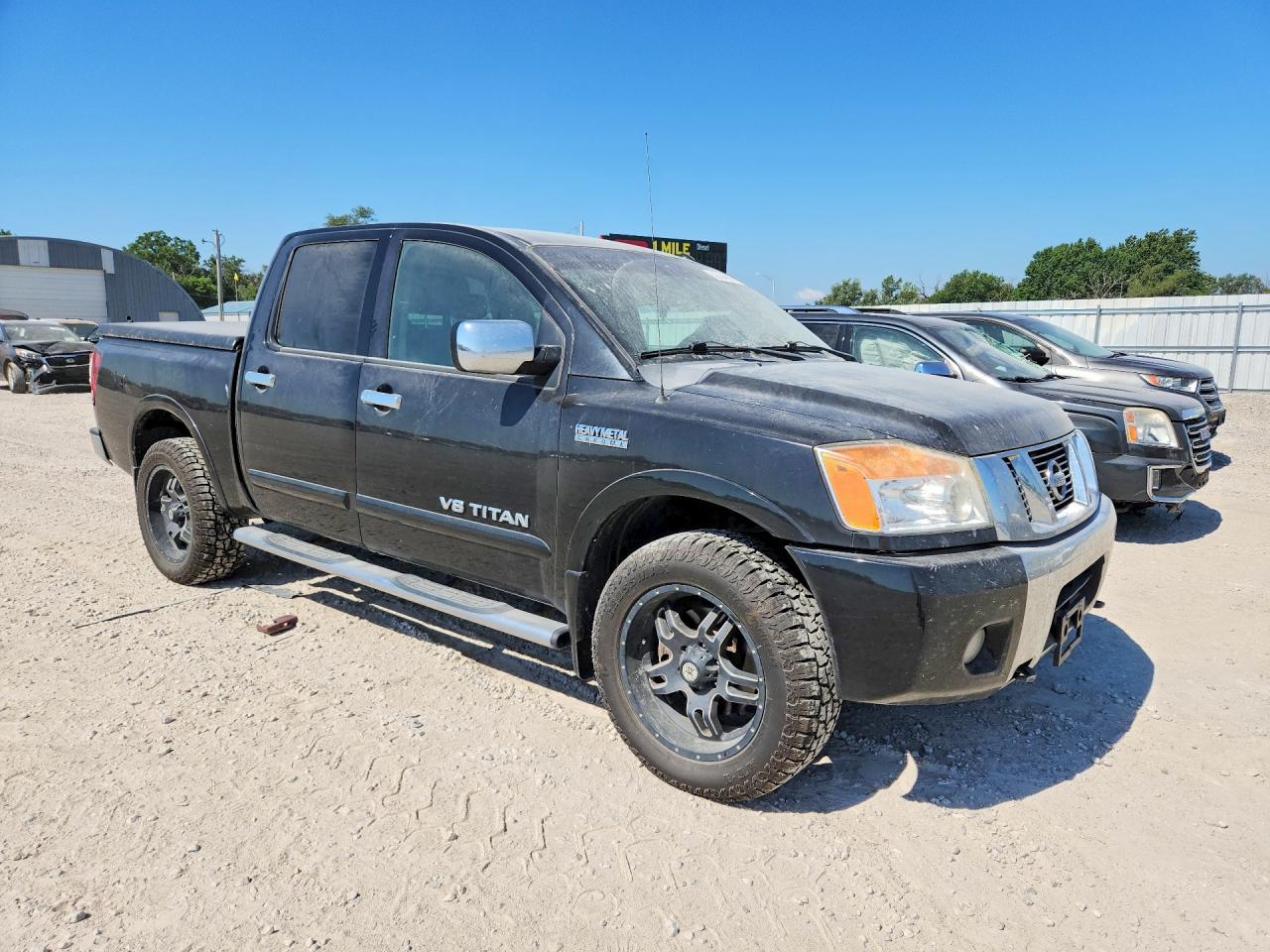2009 Nissan Titan Xe - Image 4