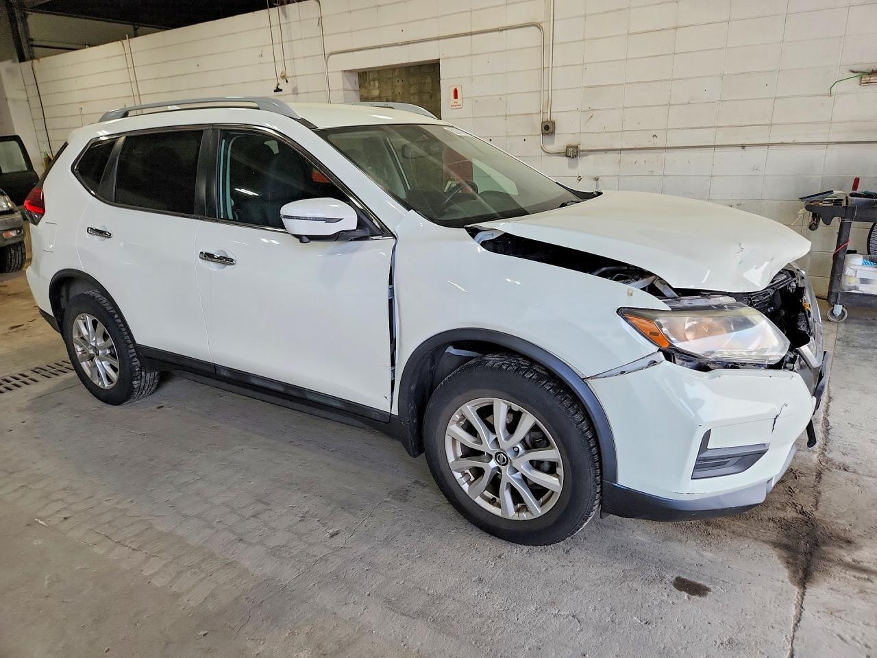 2017 Nissan Rogue Sv - Image 4