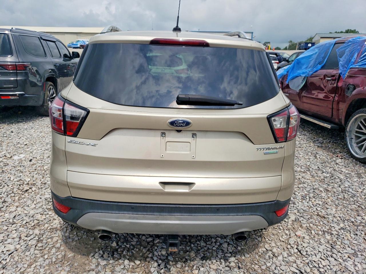 2017 Ford Escape Titanium - Image 6