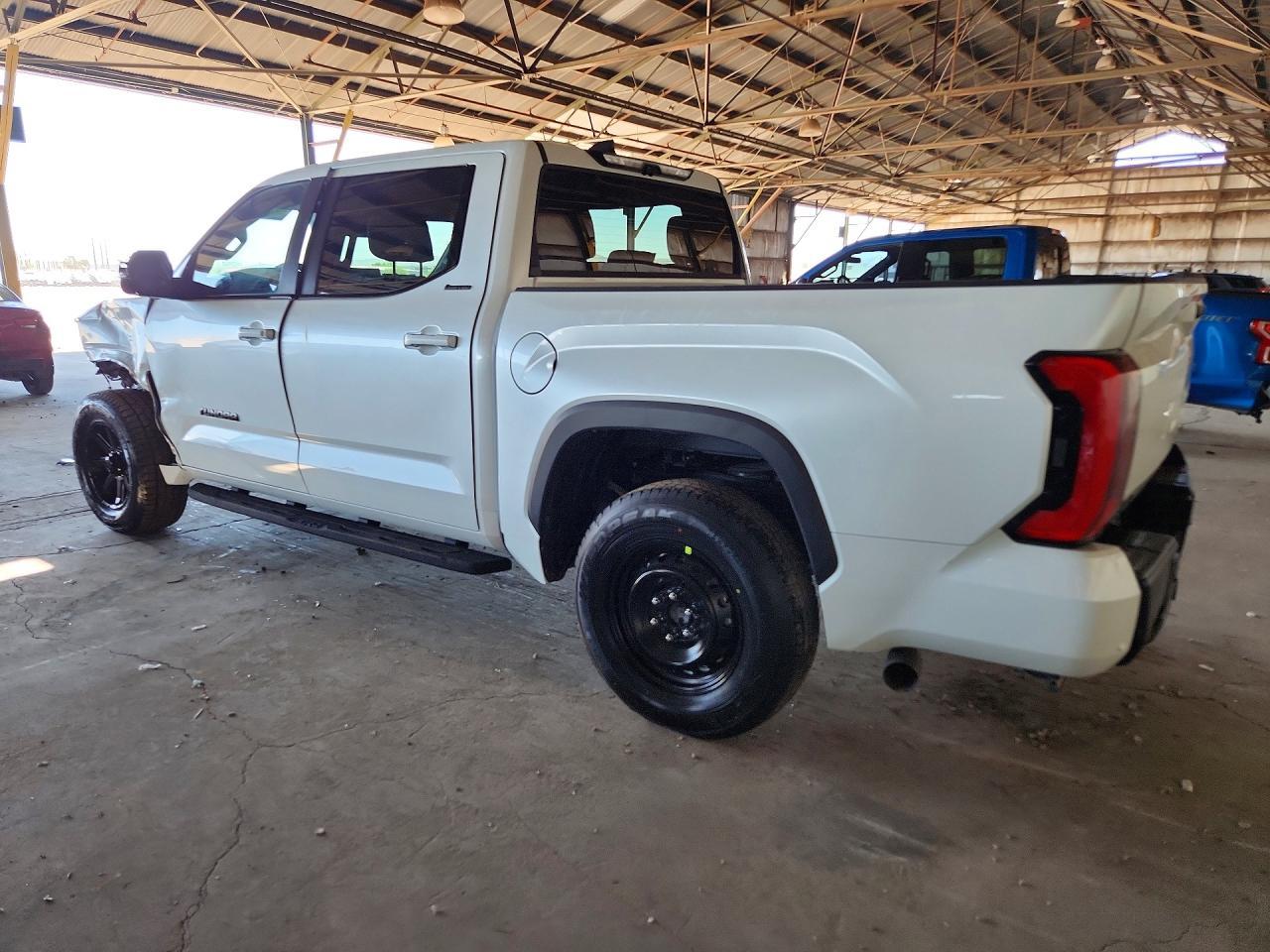 2026 Toyota Tundra Limited - Фото 2