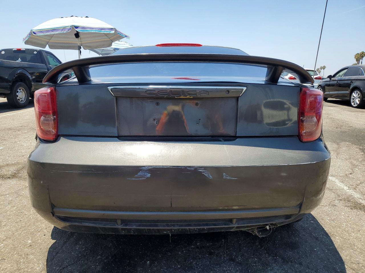 2004 Toyota Celica Gt - Image 6