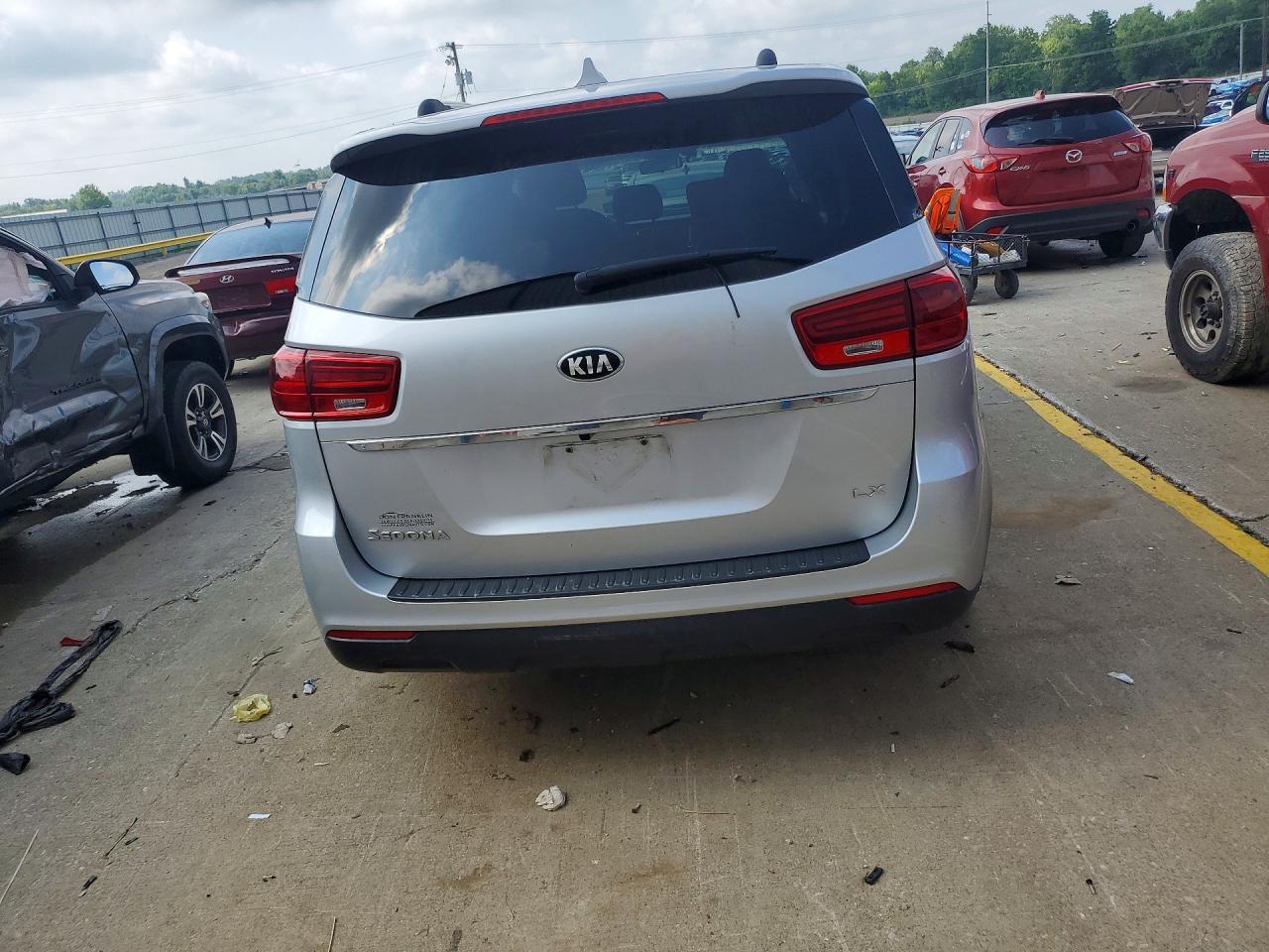 2021 Kia Sedona Lx - Image 6