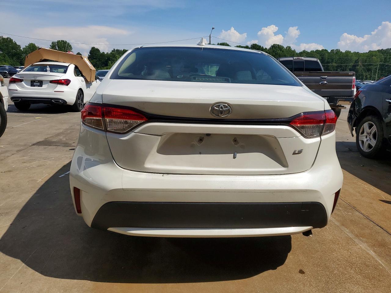 2021 Toyota Corolla Le - Фото 6