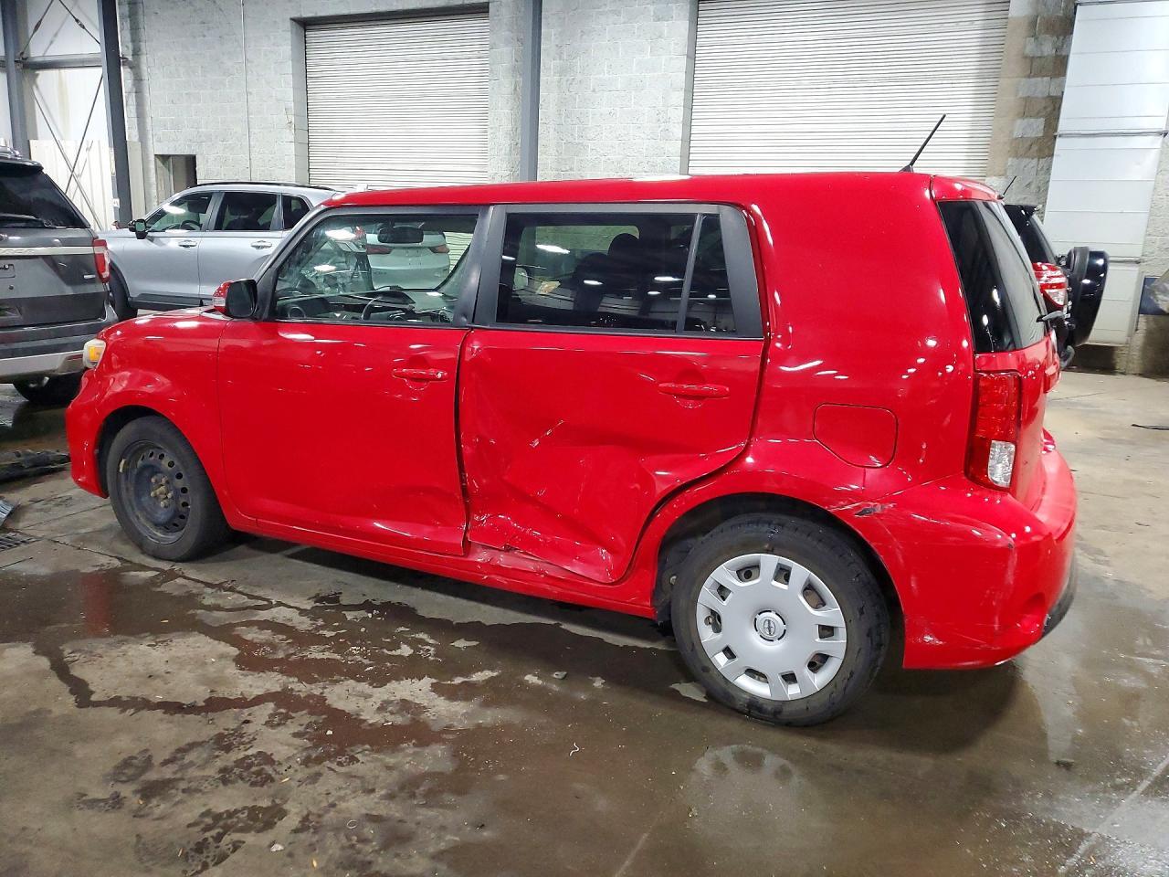 2015 Scion Xb Base - Фото 2