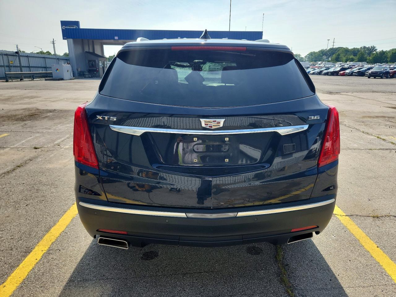 2017 Cadillac Xt5 Premium Luxury - Image 6