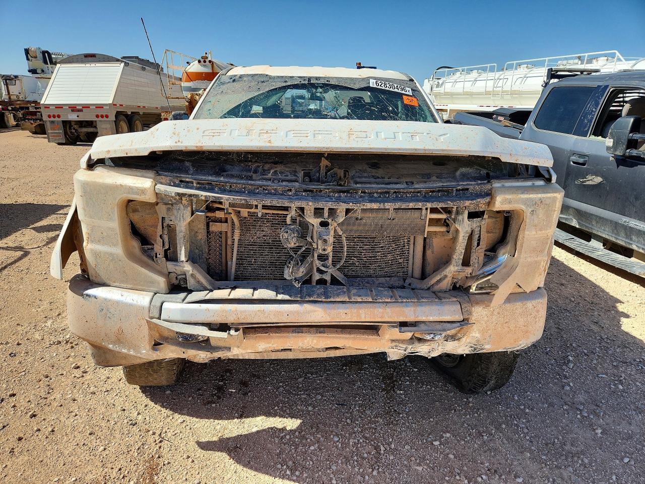 2022 Ford F250 Super Duty - Фото 5