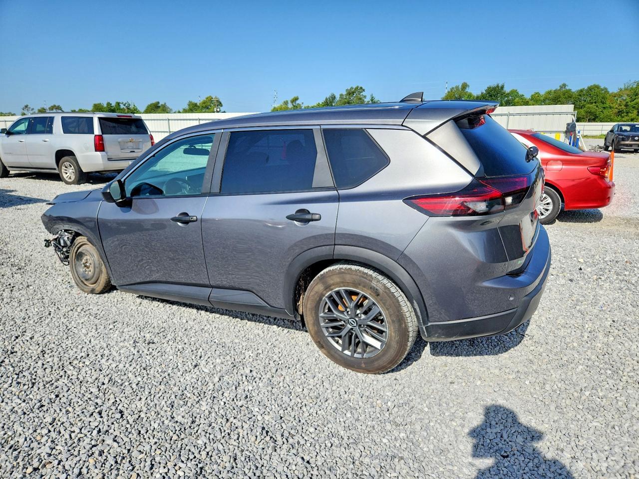 2024 Nissan Rogue S - Фото 2