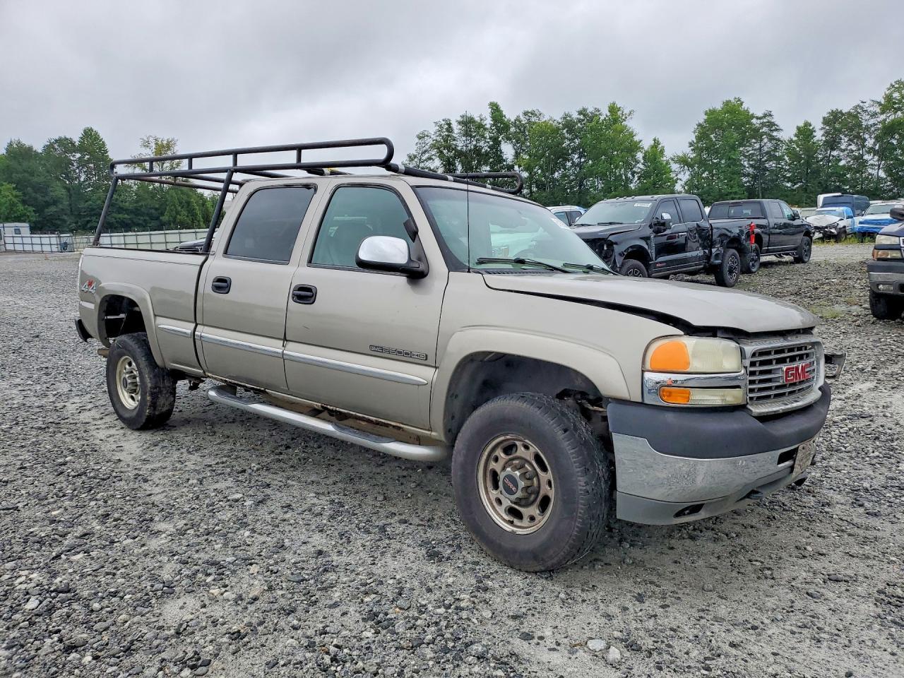 2001 GMC Sierra K2500 Heavy Duty - Image 4