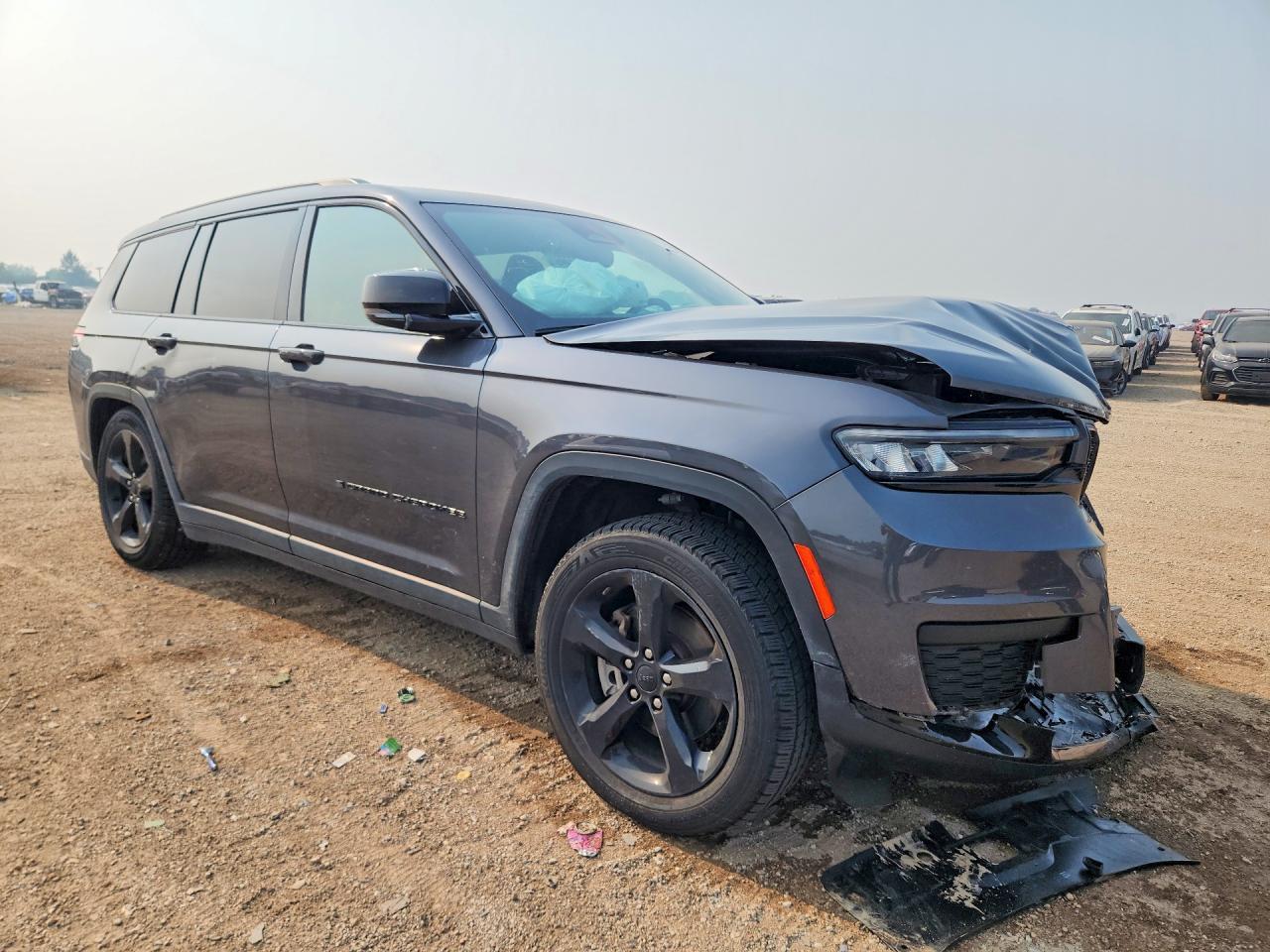 2024 Jeep Grand Cherokee L Laredo - Image 4