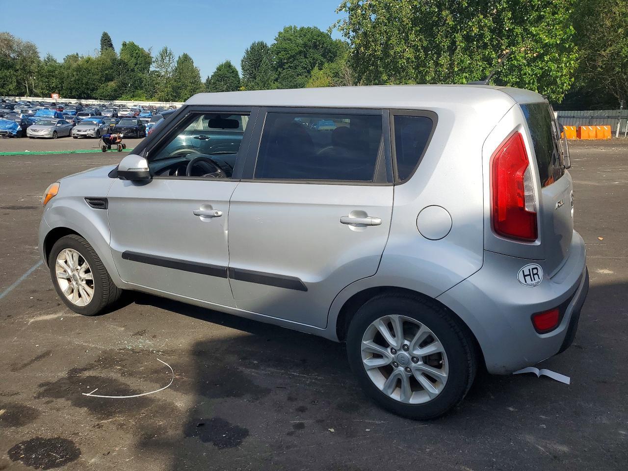 2012 Kia Soul + - Image 2