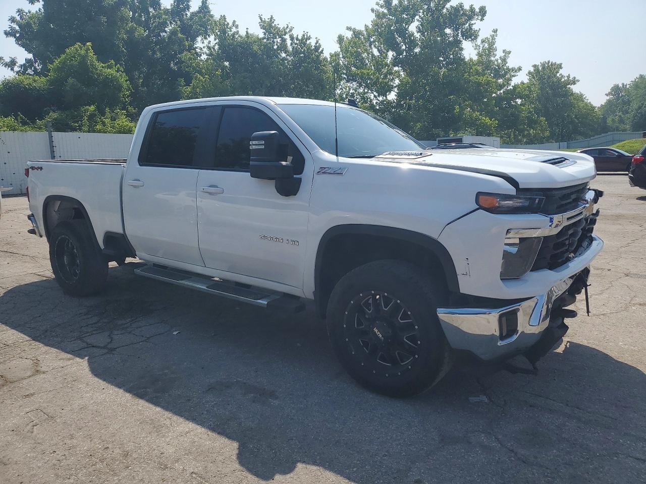 2025 Chevrolet Silverado K2500 Heavy Duty Lt - Image 4