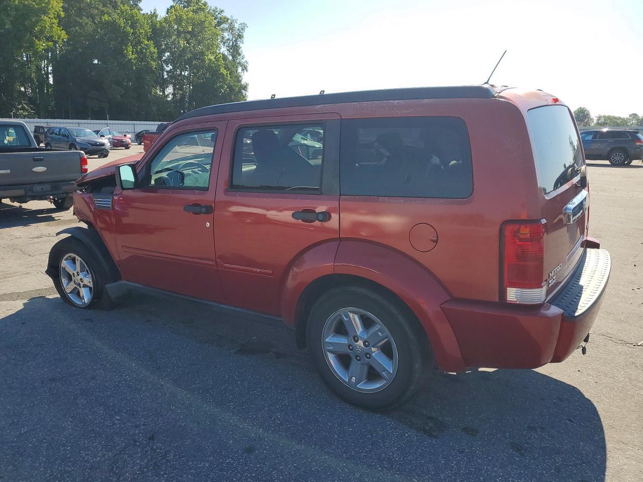 2007 Dodge Nitro Slt - Image 2