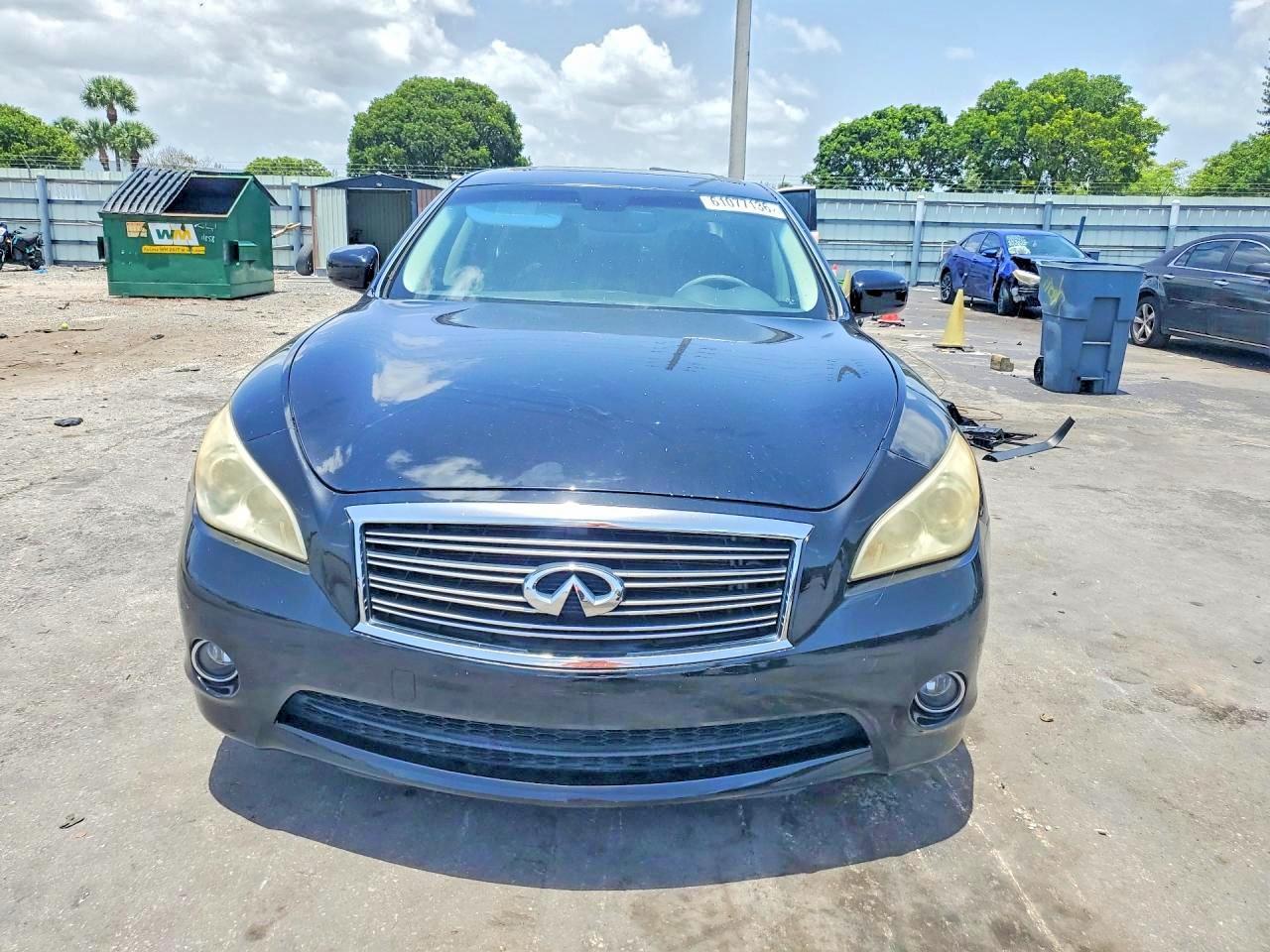 2013 Infiniti M37 - Image 5
