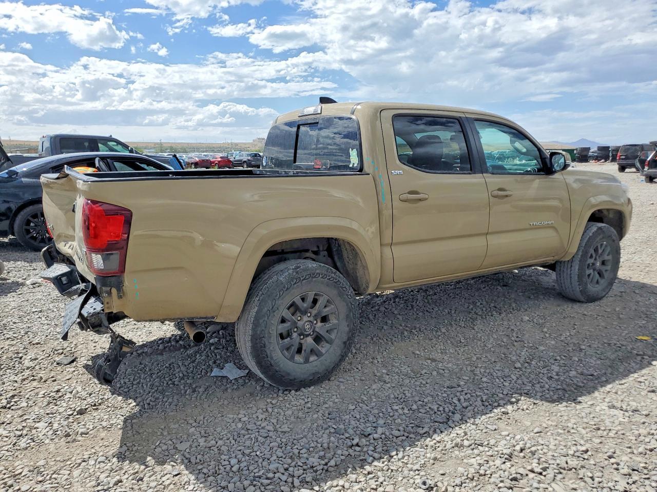2020 Toyota Tacoma Sr5 V6 - Image 3