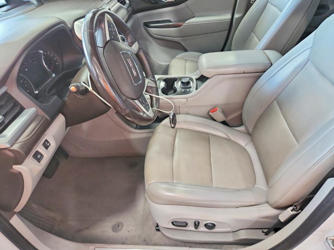 2021 GMC Acadia Slt - Image 7